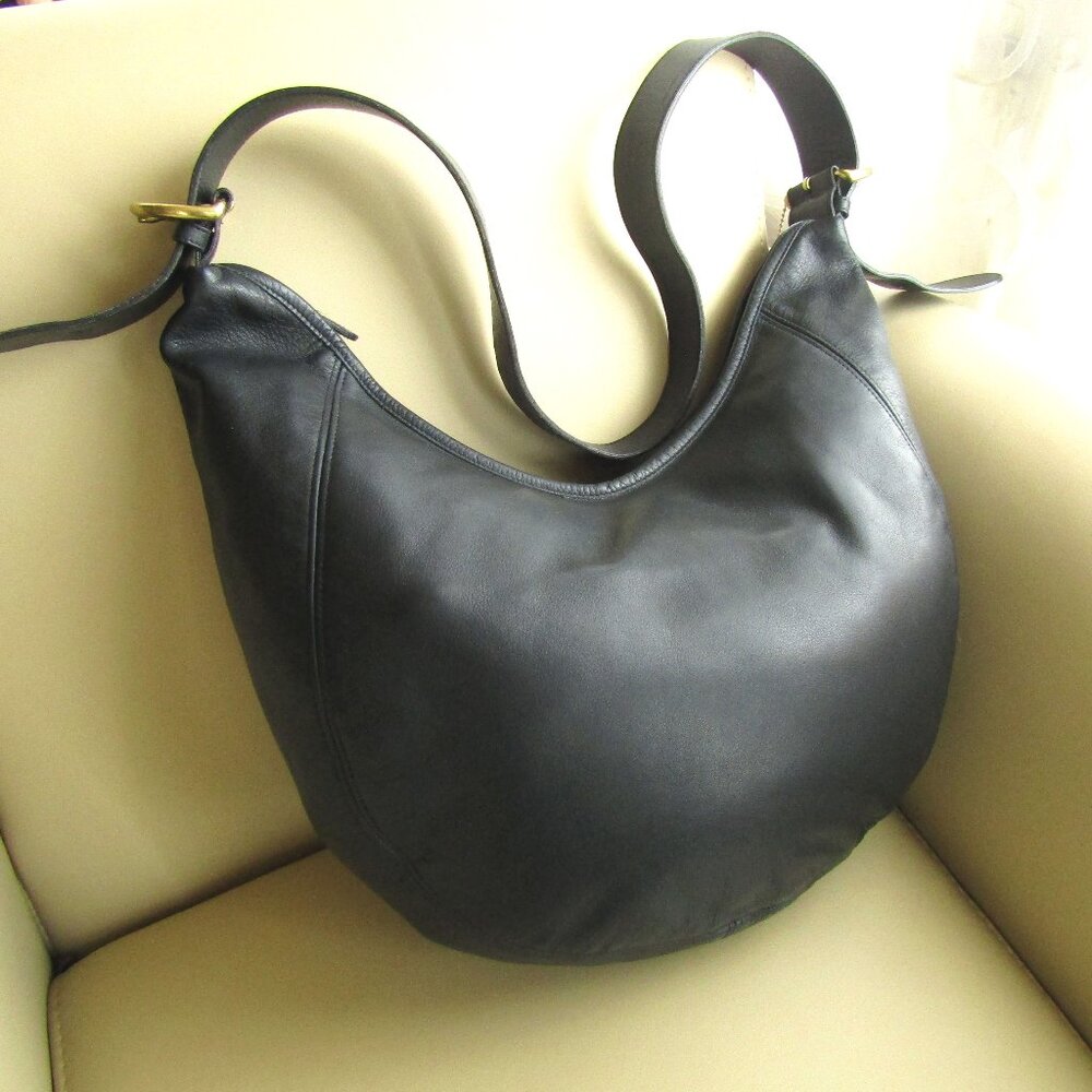 Vintage Coach Wooster Hobo Bag in Navy Blue Leather Rare